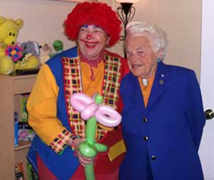 Mississauga's Hazel McCallion poses with Rosie the Clown